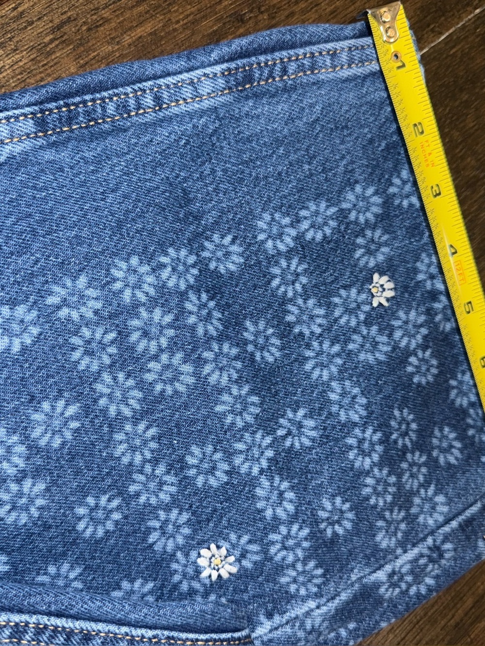 Universal Thread Blue Patterned Straight-Leg Jeans - Picture 11 of 12